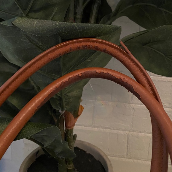 Tory Burch Tote Bag - Picture 3 of 8